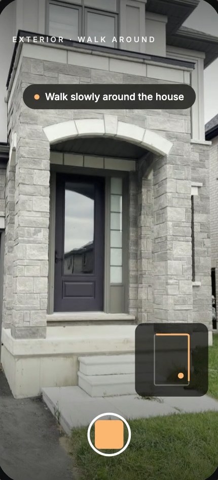The HomeView capture app on a phone, recording the front entrance of a house